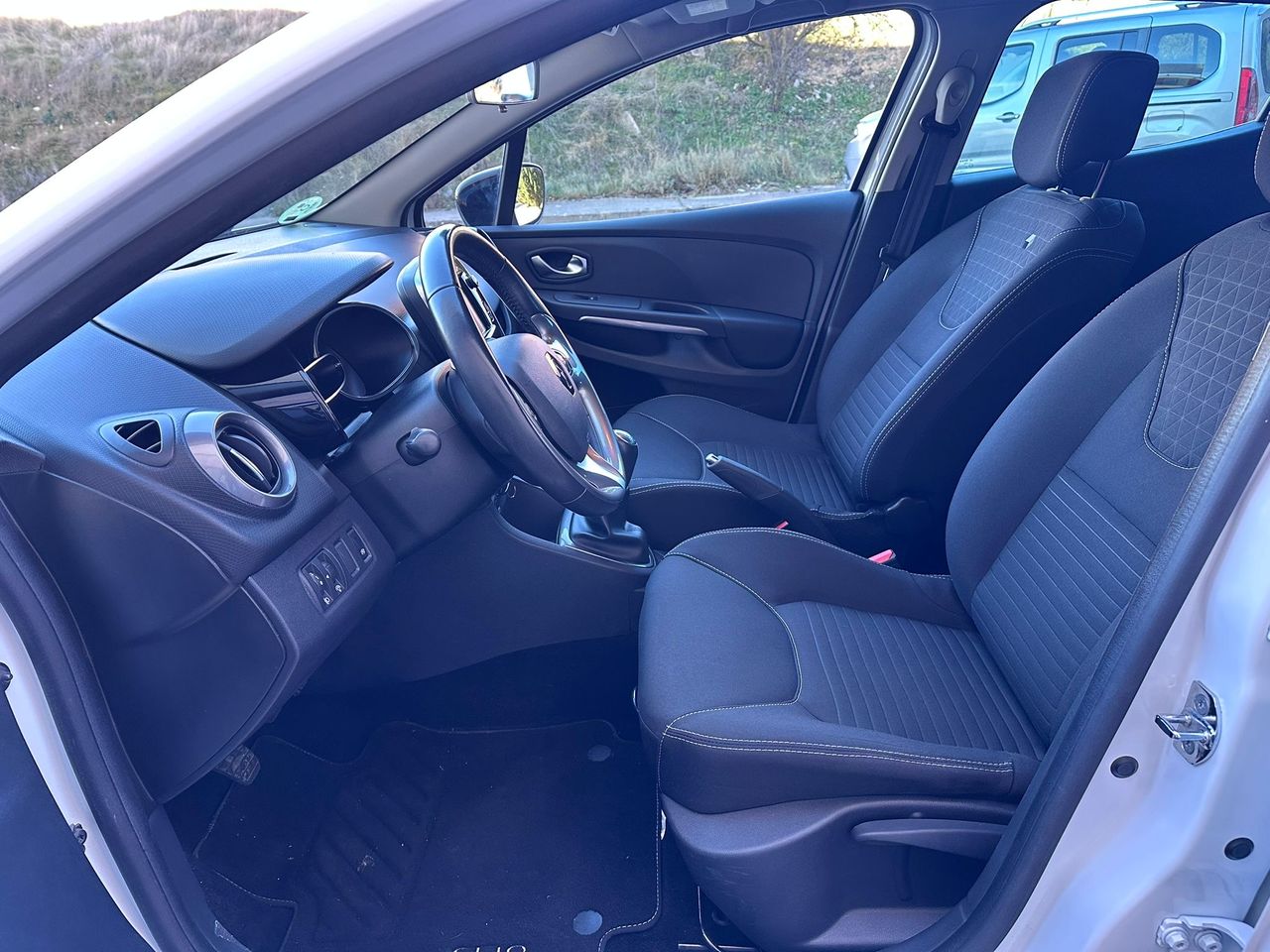Foto Renault Clio 23