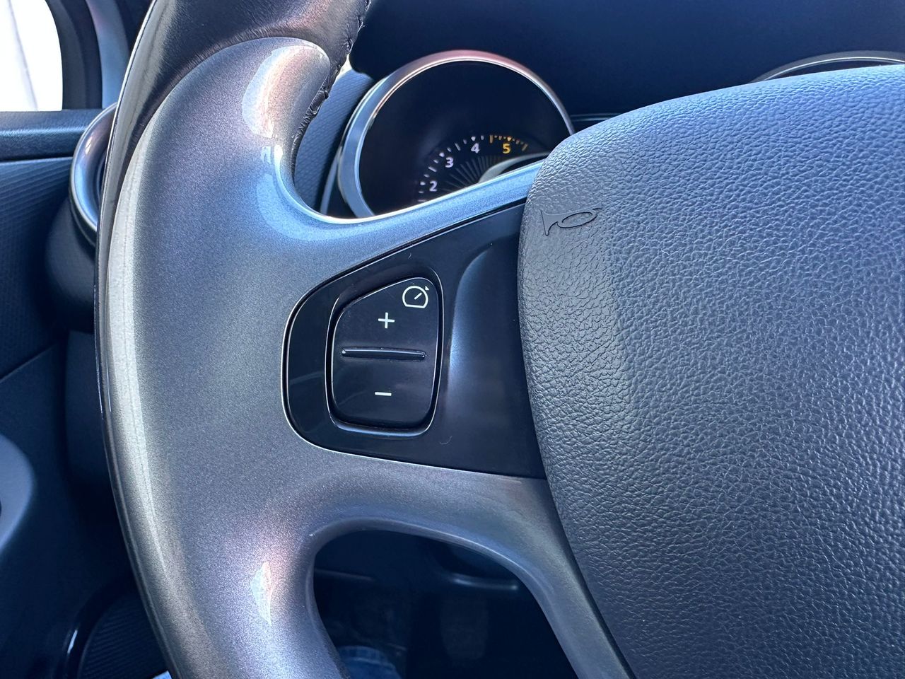 Foto Renault Clio 35