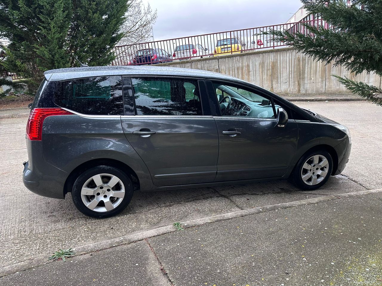 Foto Peugeot 5008 11