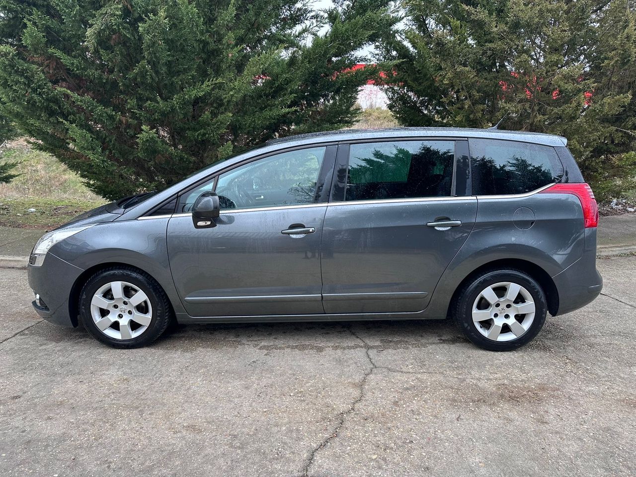 Foto Peugeot 5008 25