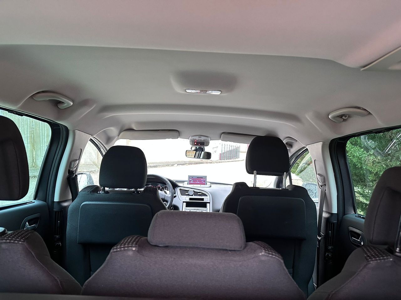 Foto Peugeot 5008 30