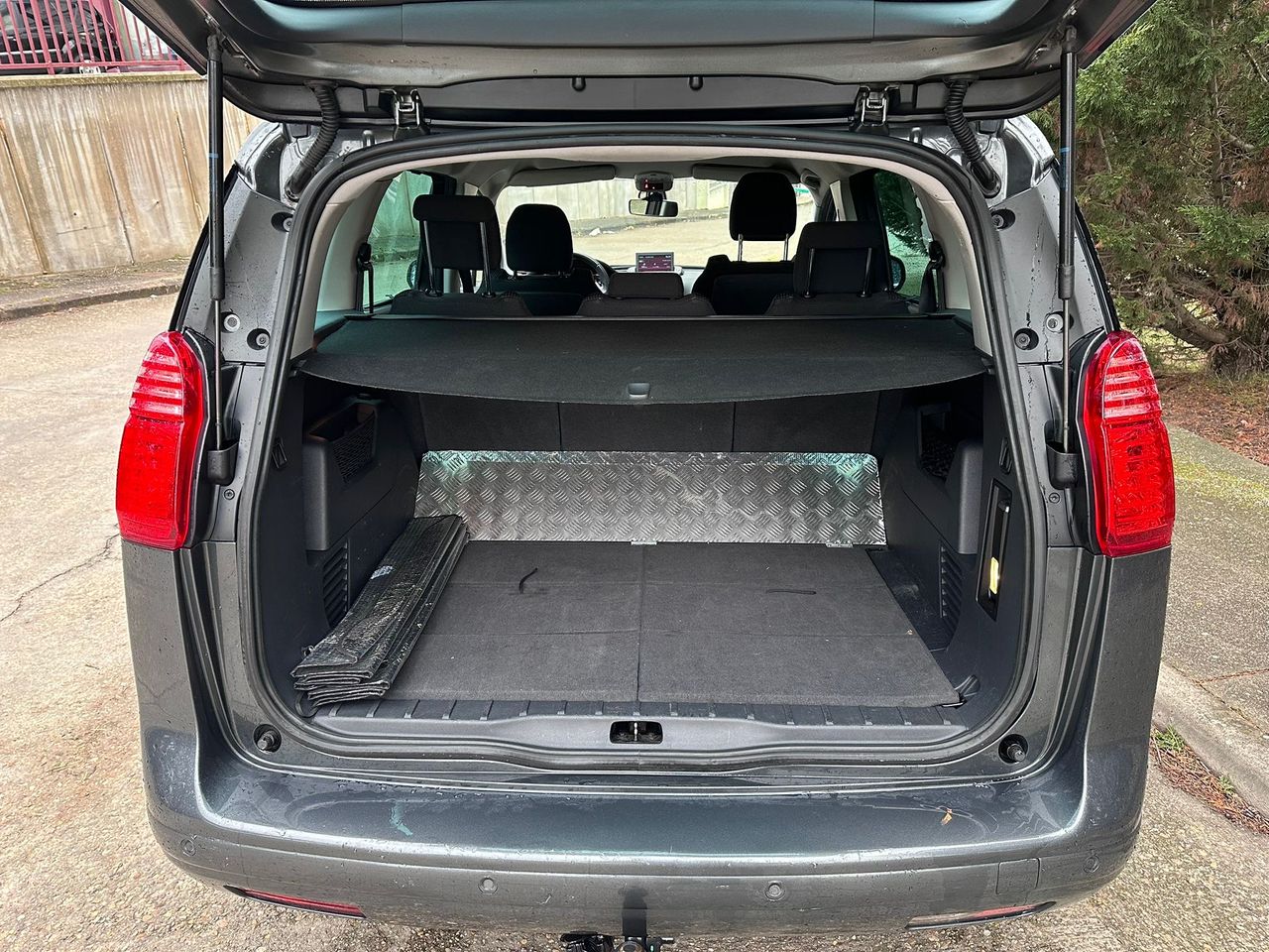 Foto Peugeot 5008 31