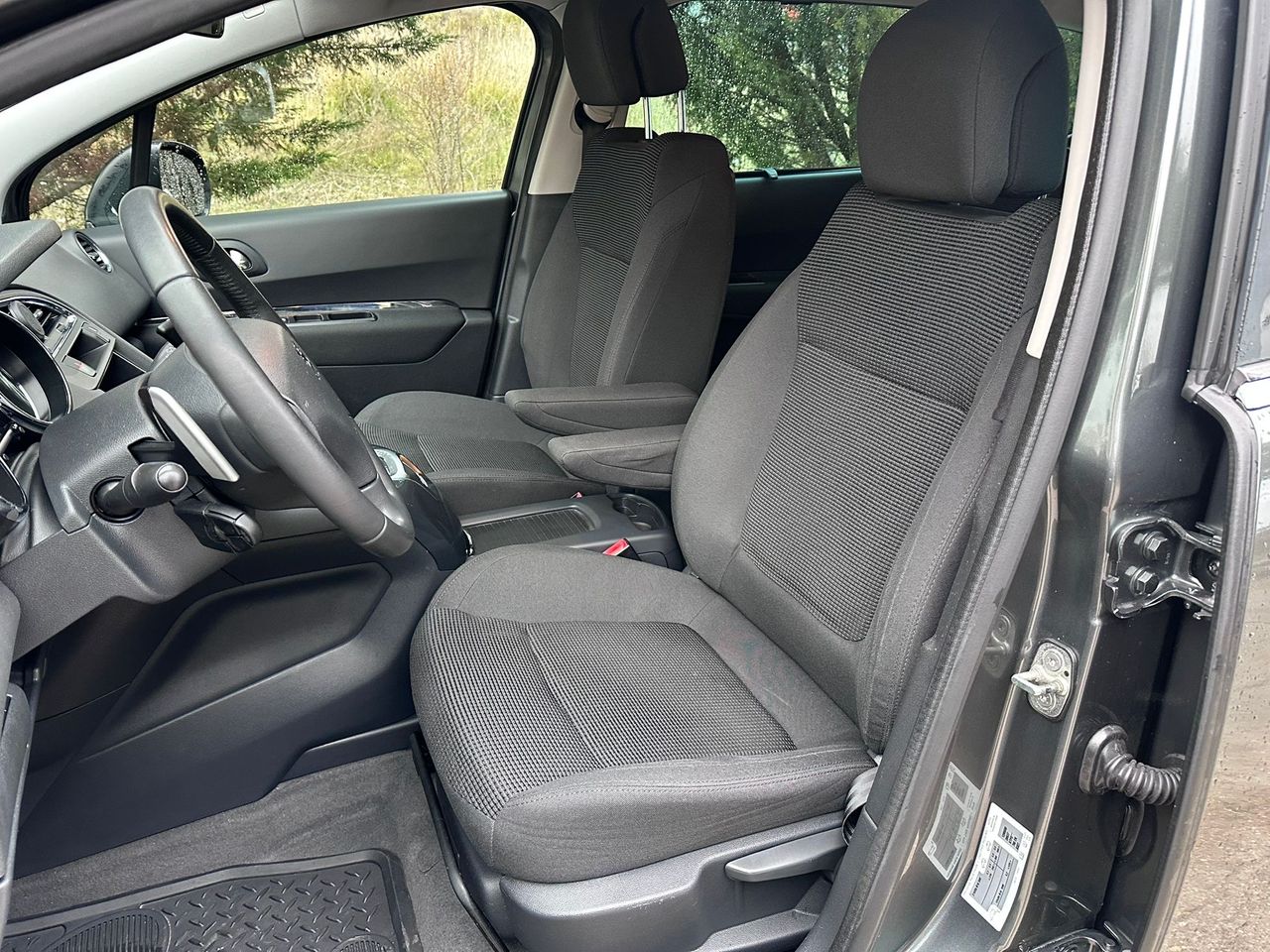Foto Peugeot 5008 41