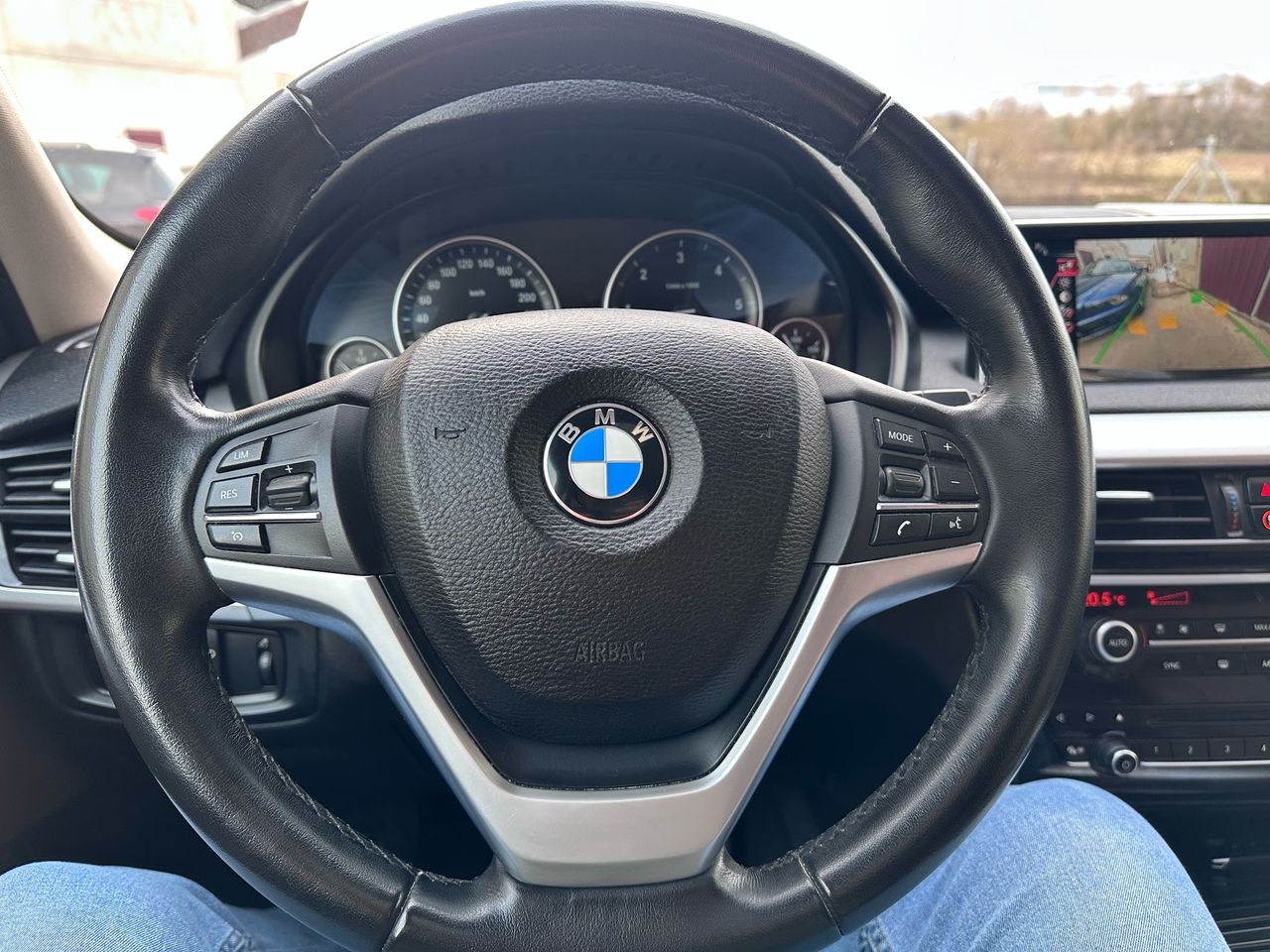 Foto BMW X5 57