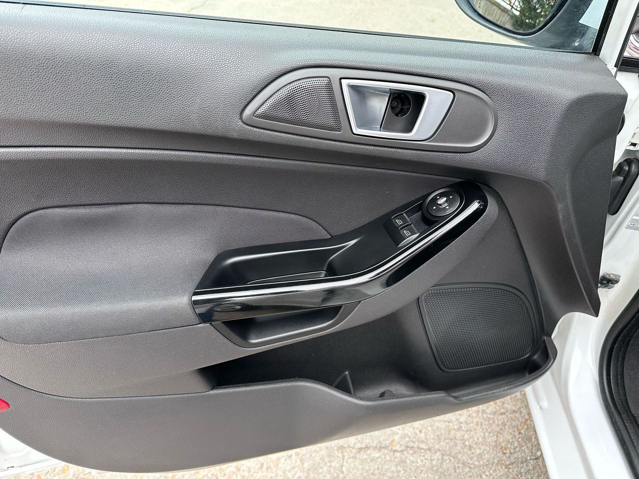 Foto Ford Fiesta 14