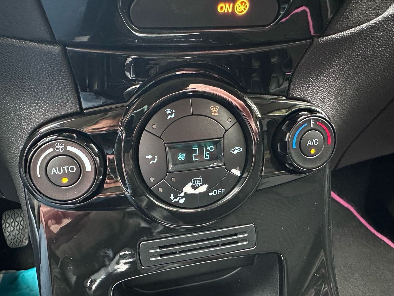 Foto Ford Fiesta 33