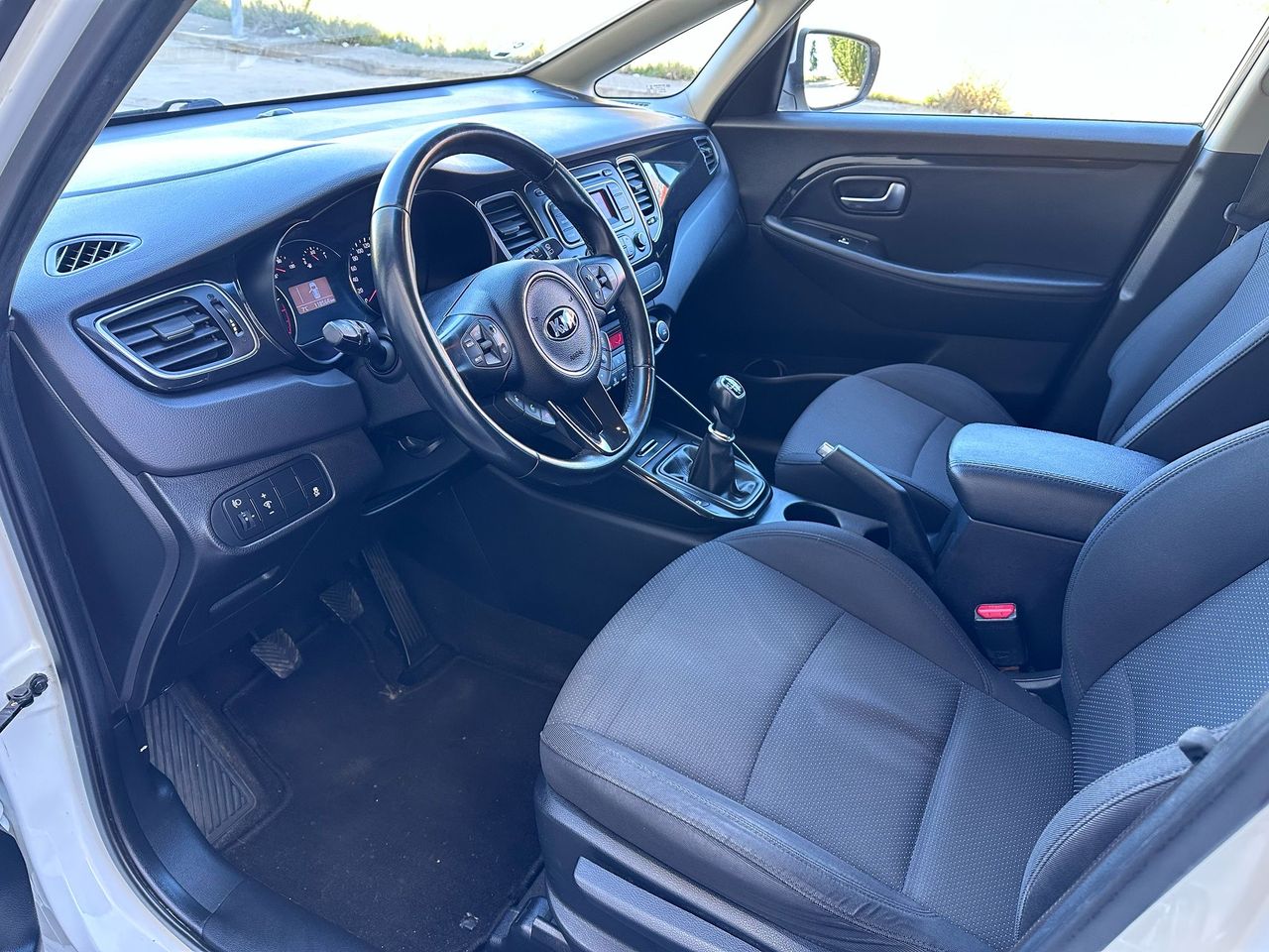 Foto Kia Carens 28