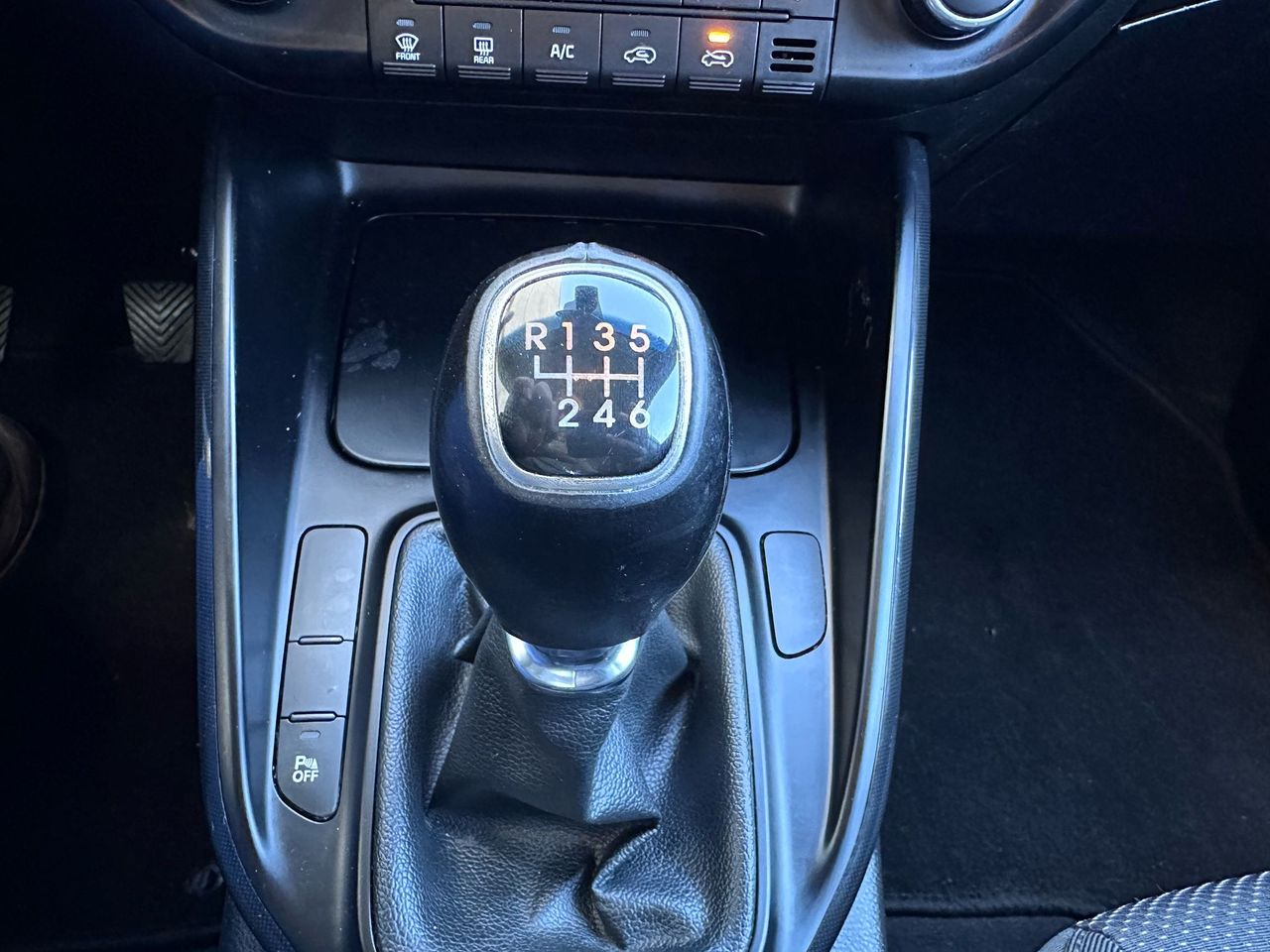 Foto Kia Carens 35