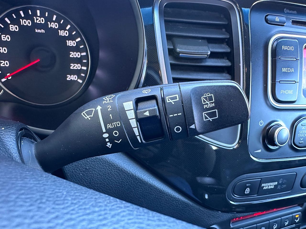 Foto Kia Carens 37