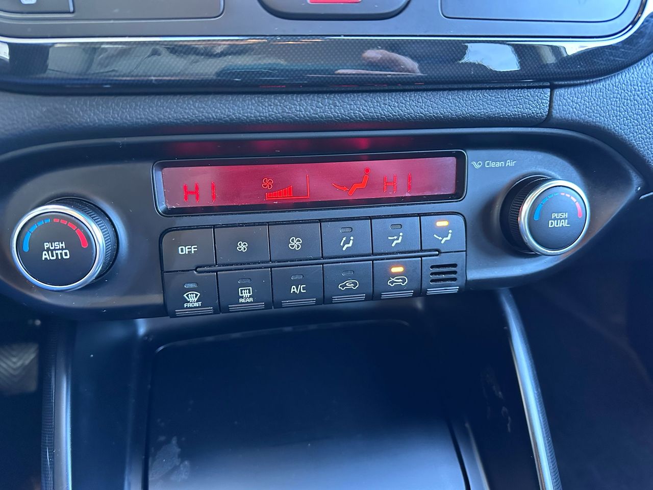 Foto Kia Carens 43