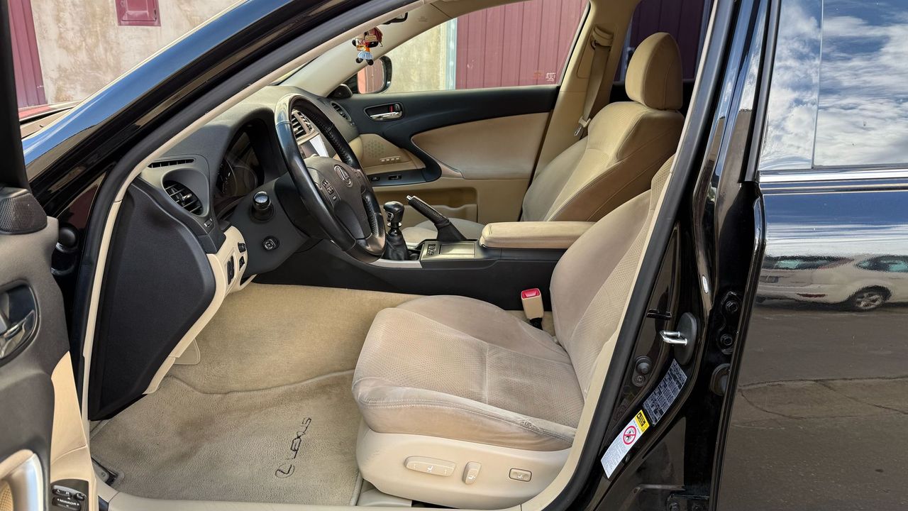 Foto Lexus IS 19