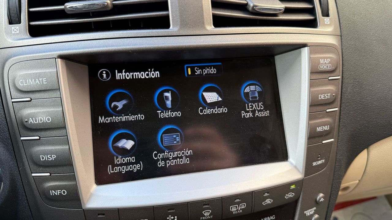 Foto Lexus IS 28