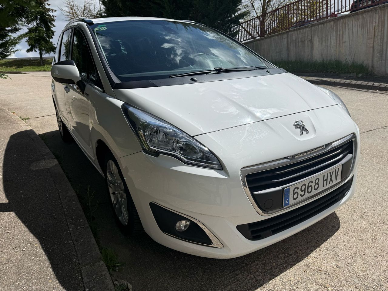 Foto Peugeot 5008 6