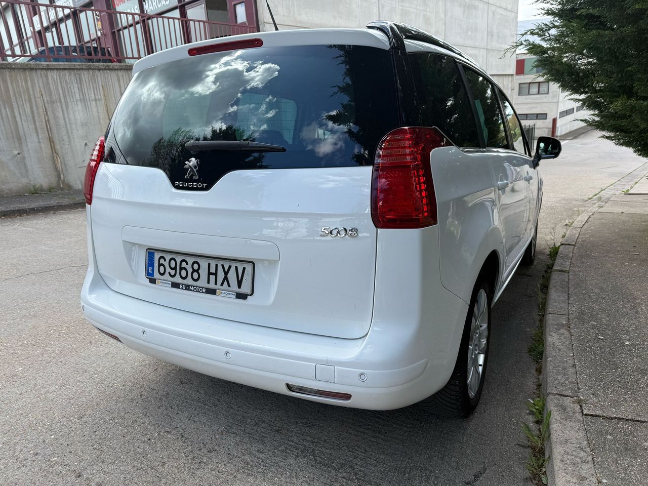 Foto Peugeot 5008 14