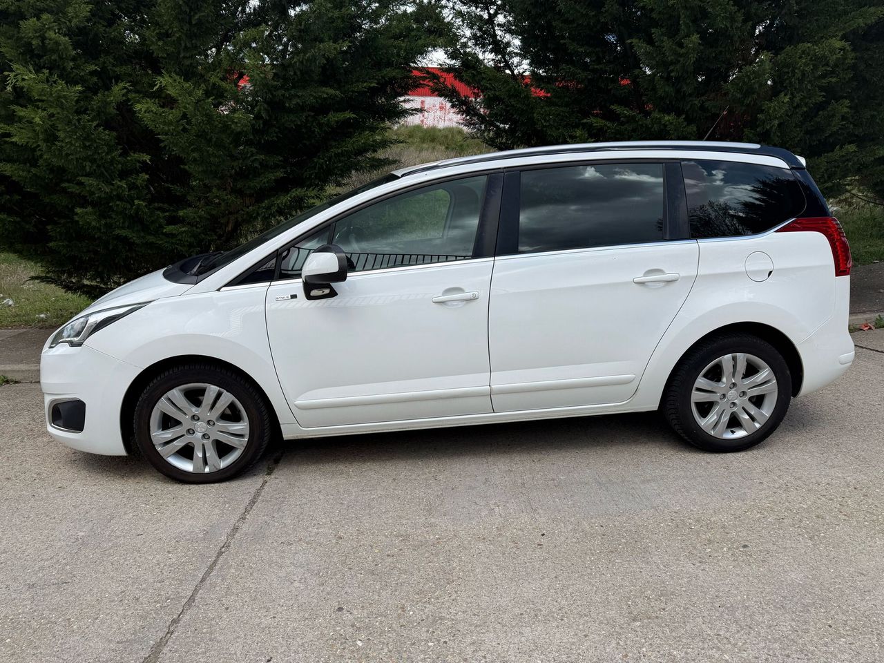 Foto Peugeot 5008 18