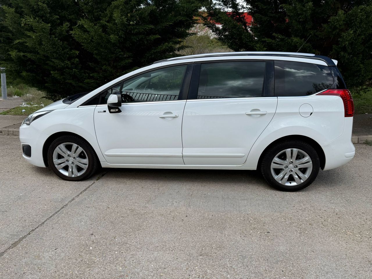 Foto Peugeot 5008 19