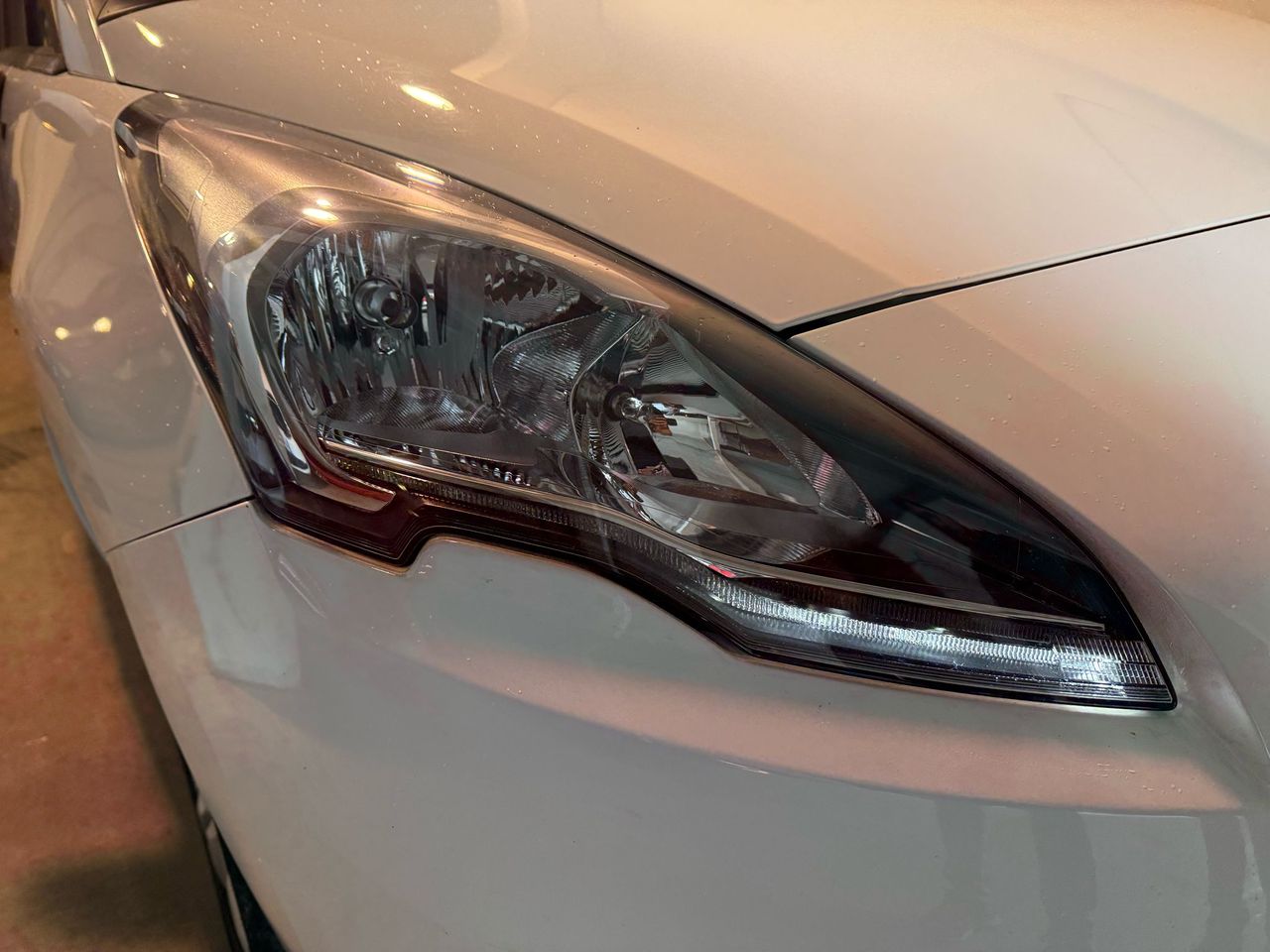 Foto Peugeot 5008 56