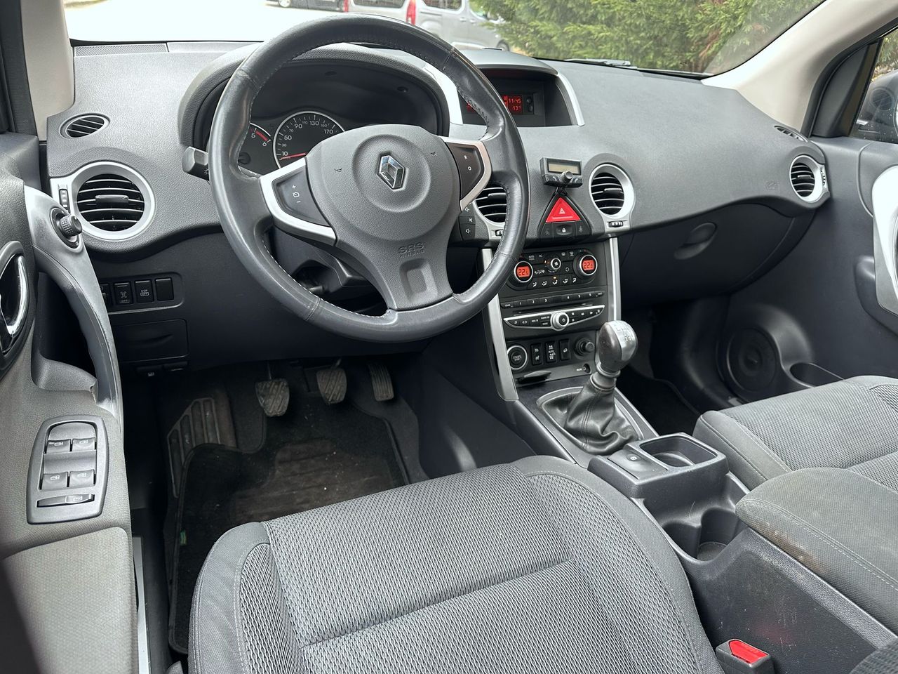 Foto Renault Koleos 26