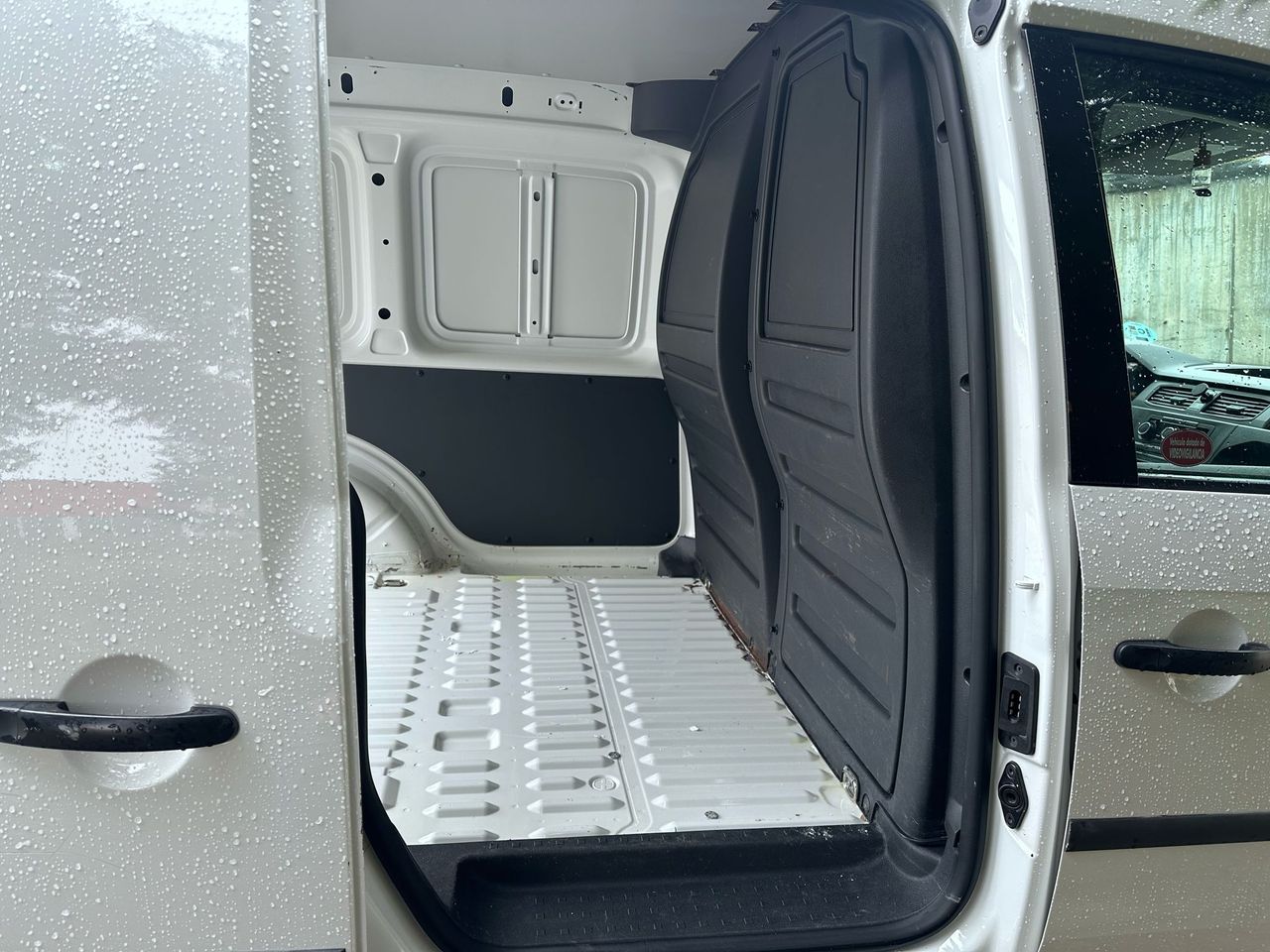 Foto Volkswagen Caddy 23