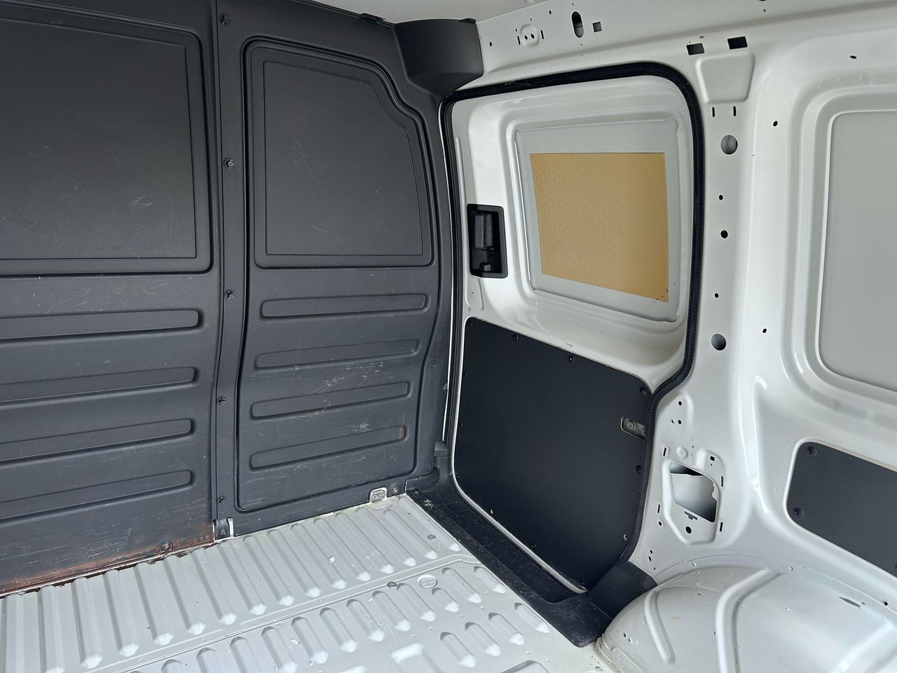 Foto Volkswagen Caddy 25