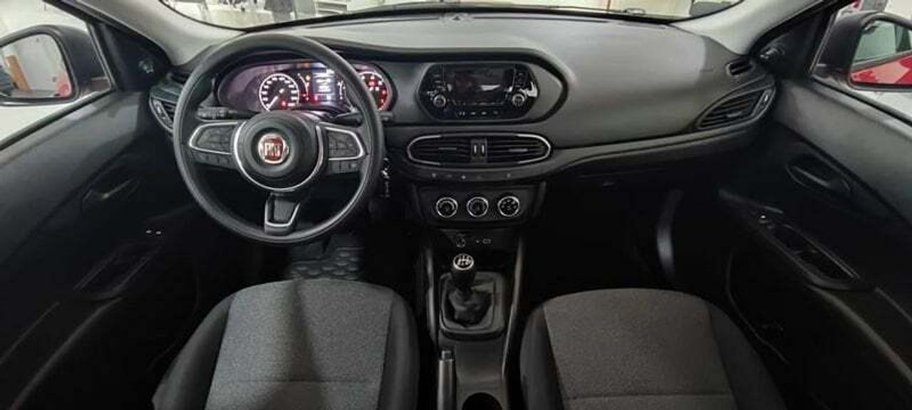 Foto Fiat Tipo 12