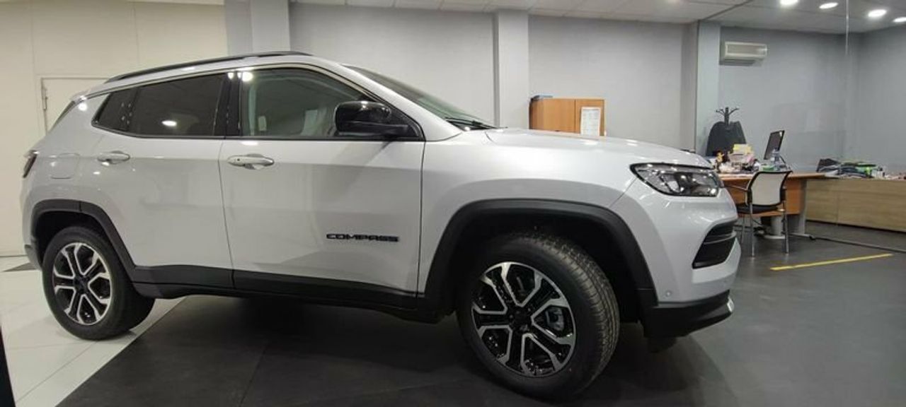 Foto Jeep Compass 4