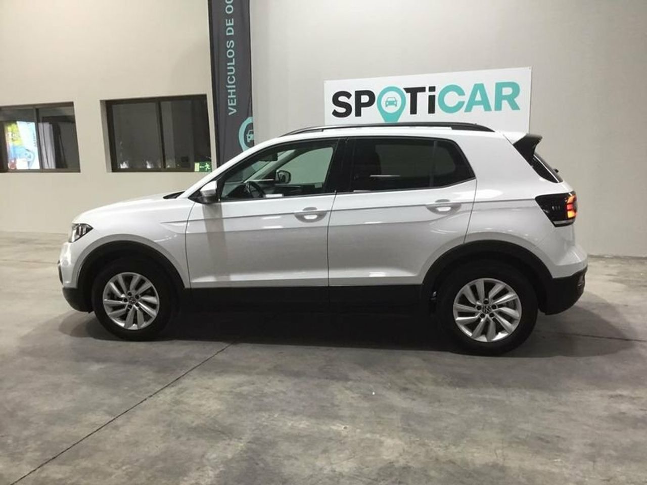 Foto Volkswagen T-Cross 10