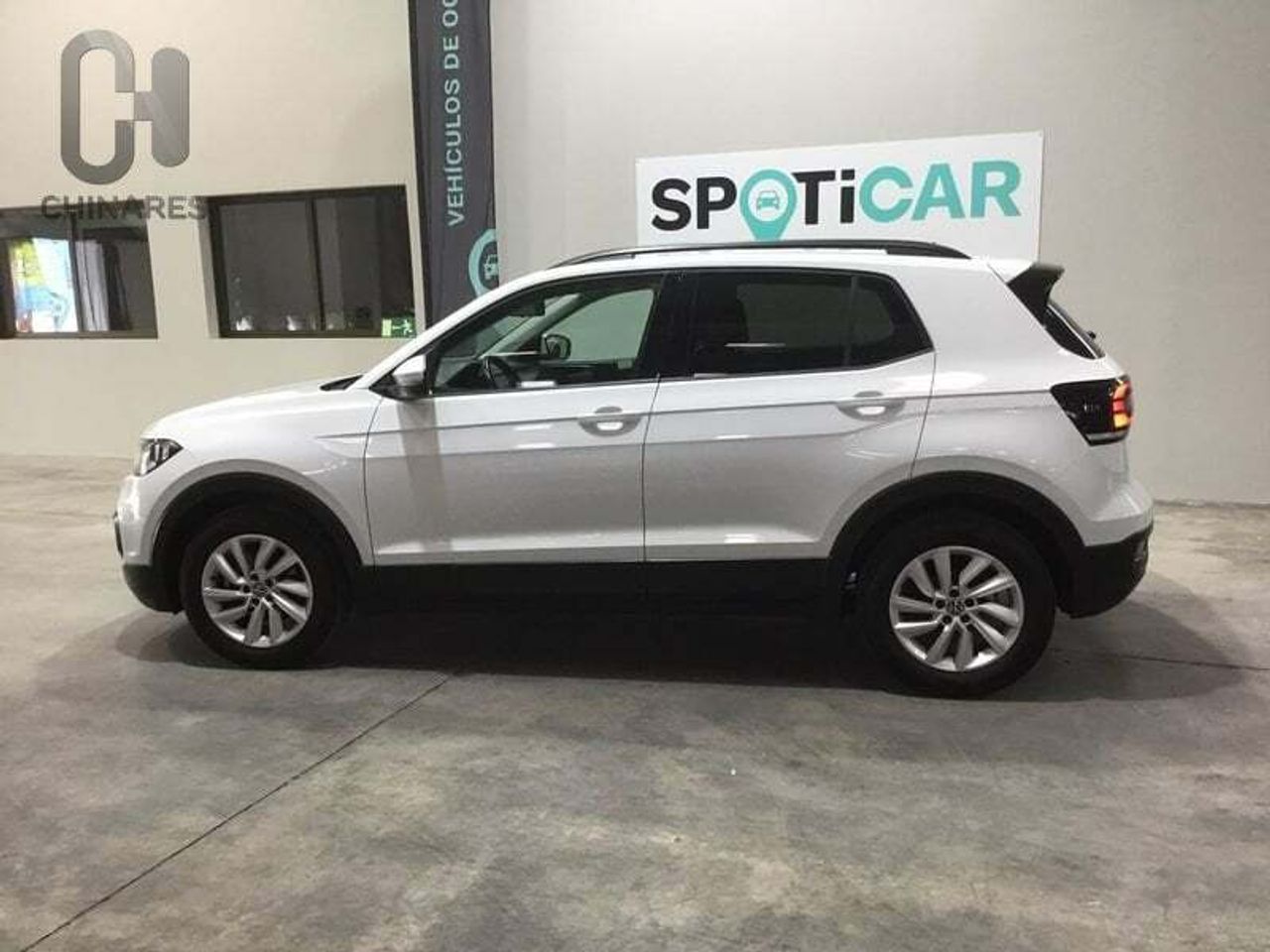 Foto Volkswagen T-Cross 10