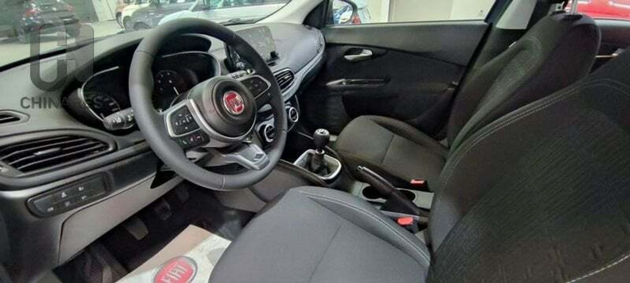 Foto Fiat Tipo 12