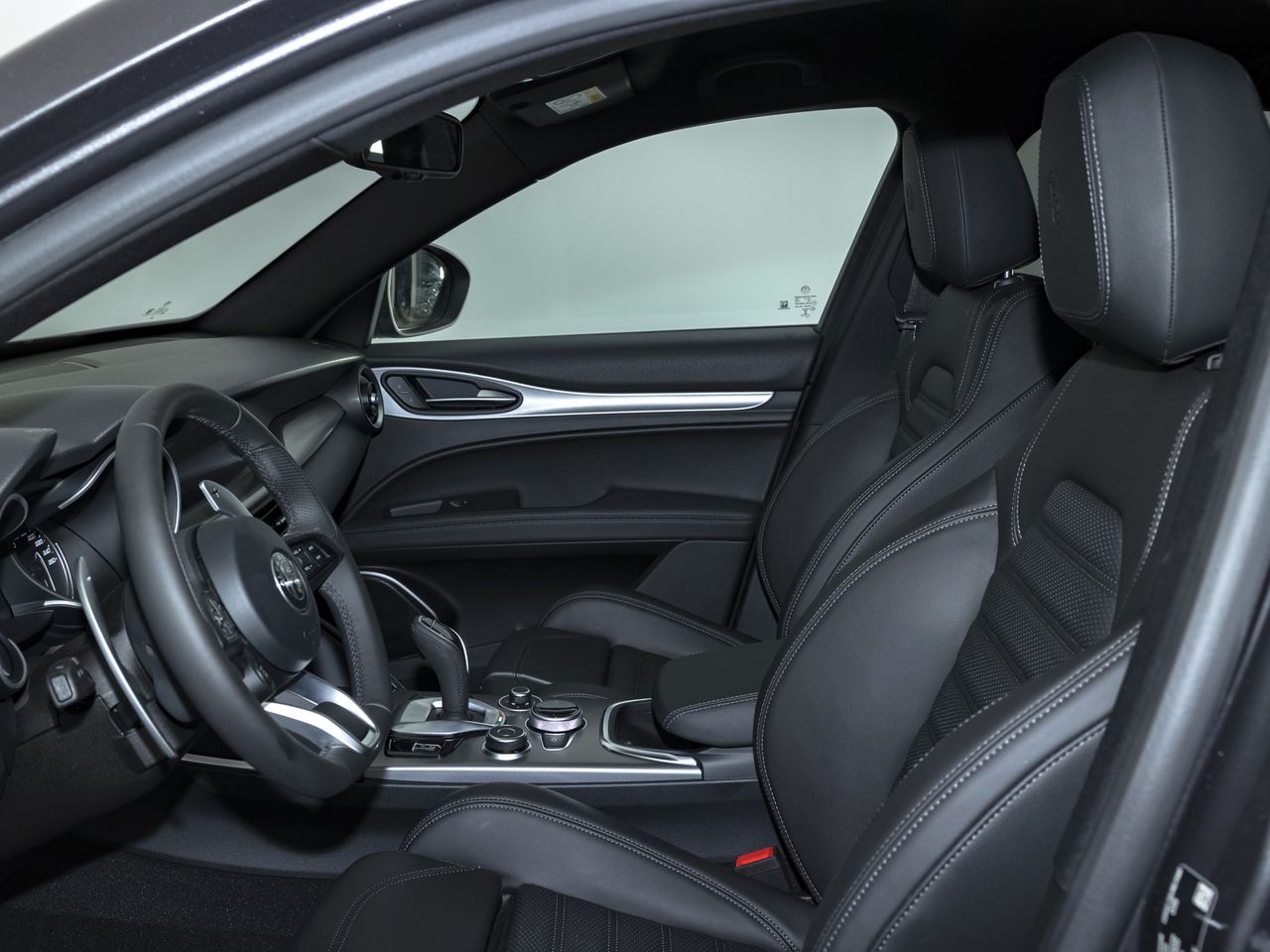 Foto Alfa Romeo Stelvio 10