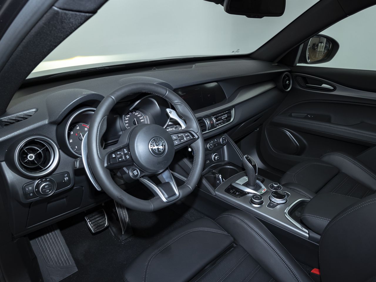 Foto Alfa Romeo Stelvio 20