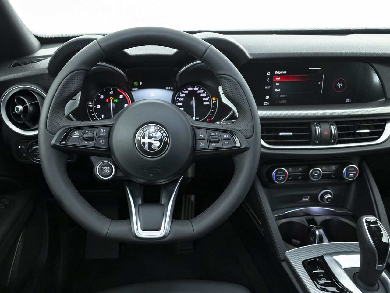 Foto Alfa Romeo Stelvio 24