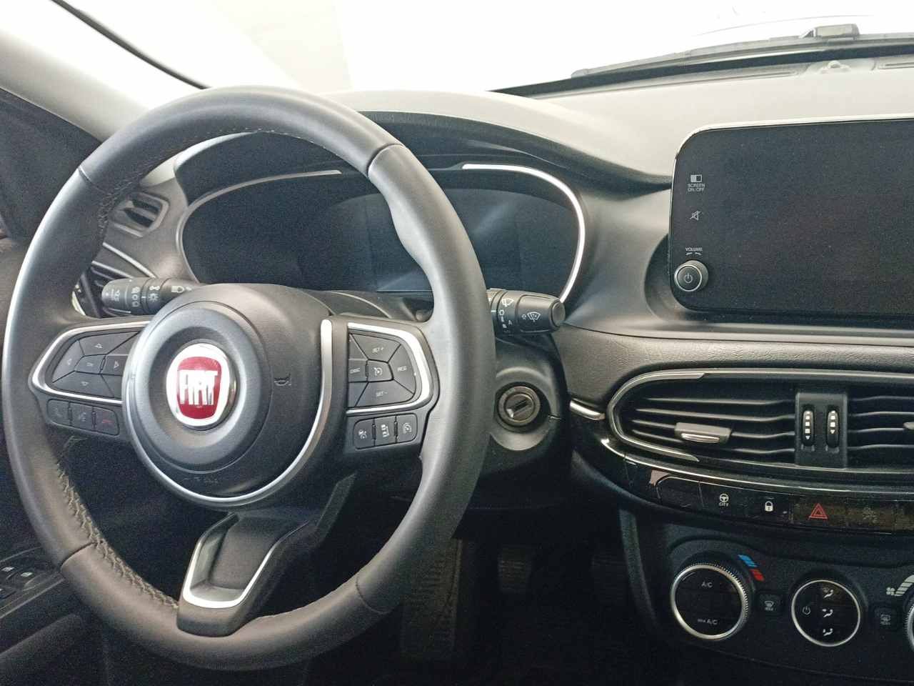 Foto Fiat Tipo 15