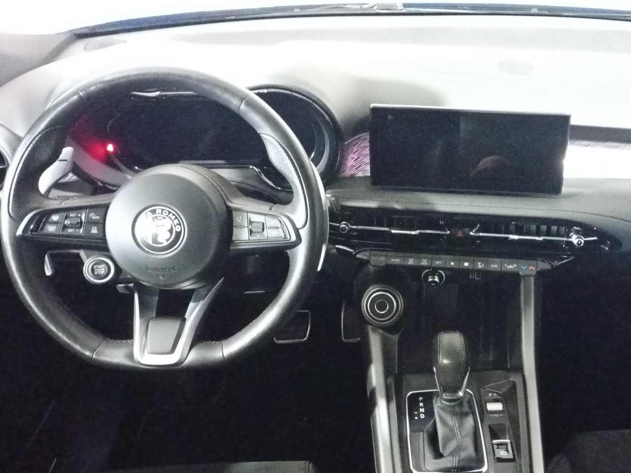 Foto Alfa Romeo Tonale 11