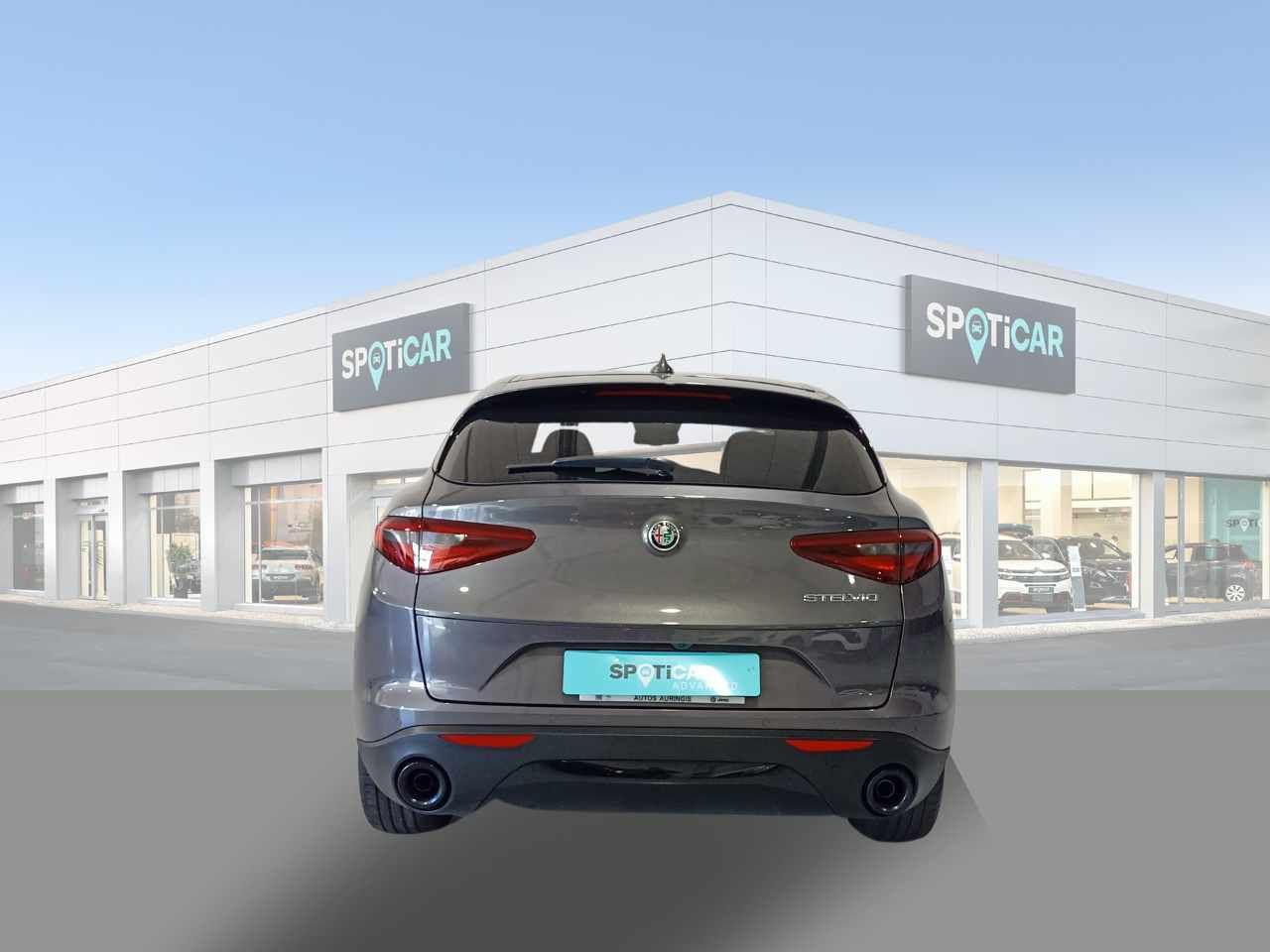 Foto Alfa Romeo Stelvio 6