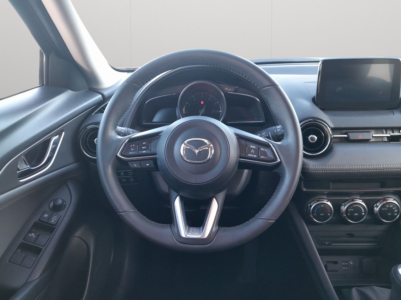 Foto Mazda CX-3 11