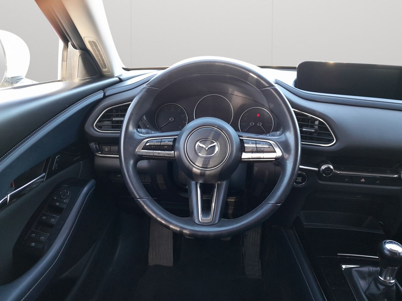 Foto Mazda CX-30 12