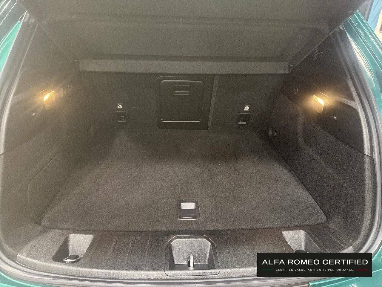 Foto Alfa Romeo Tonale 6