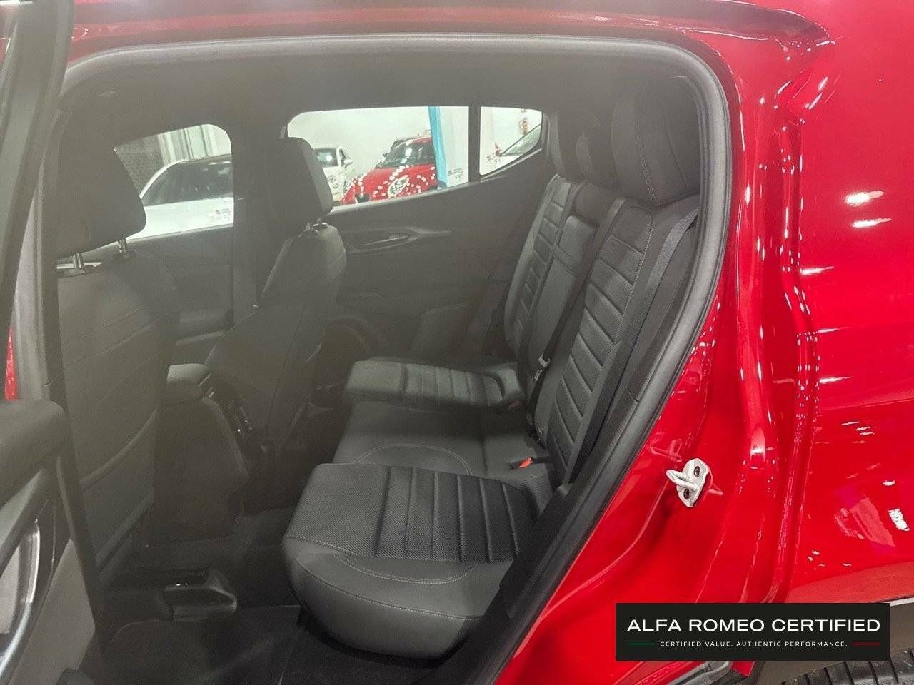 Foto Alfa Romeo Tonale 12