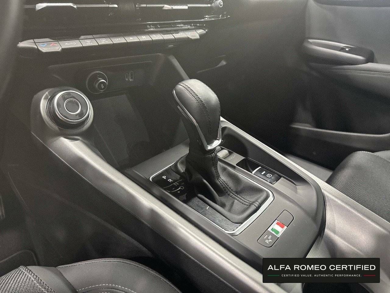Foto Alfa Romeo Tonale 15