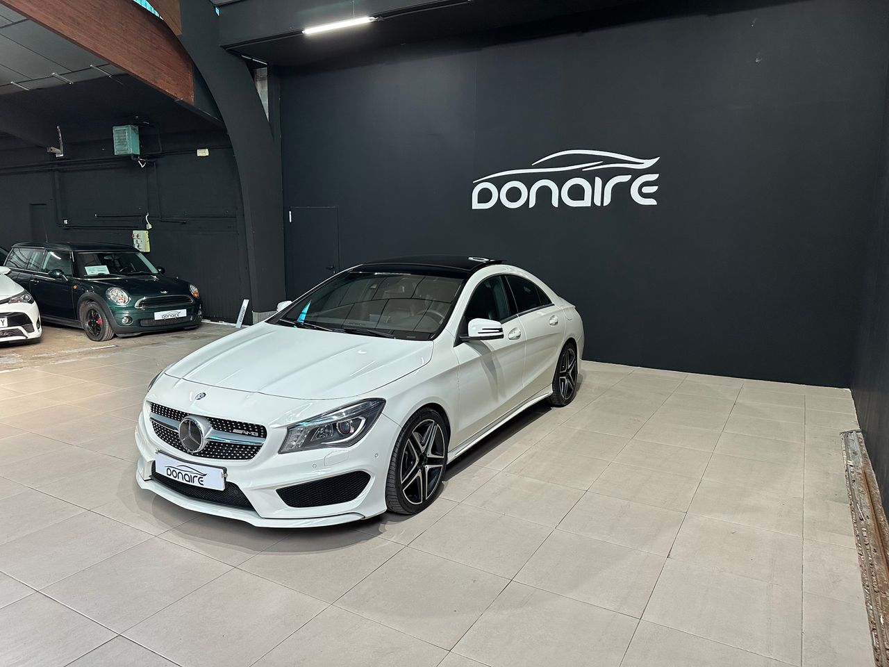 Foto Mercedes-Benz Clase CLA 13