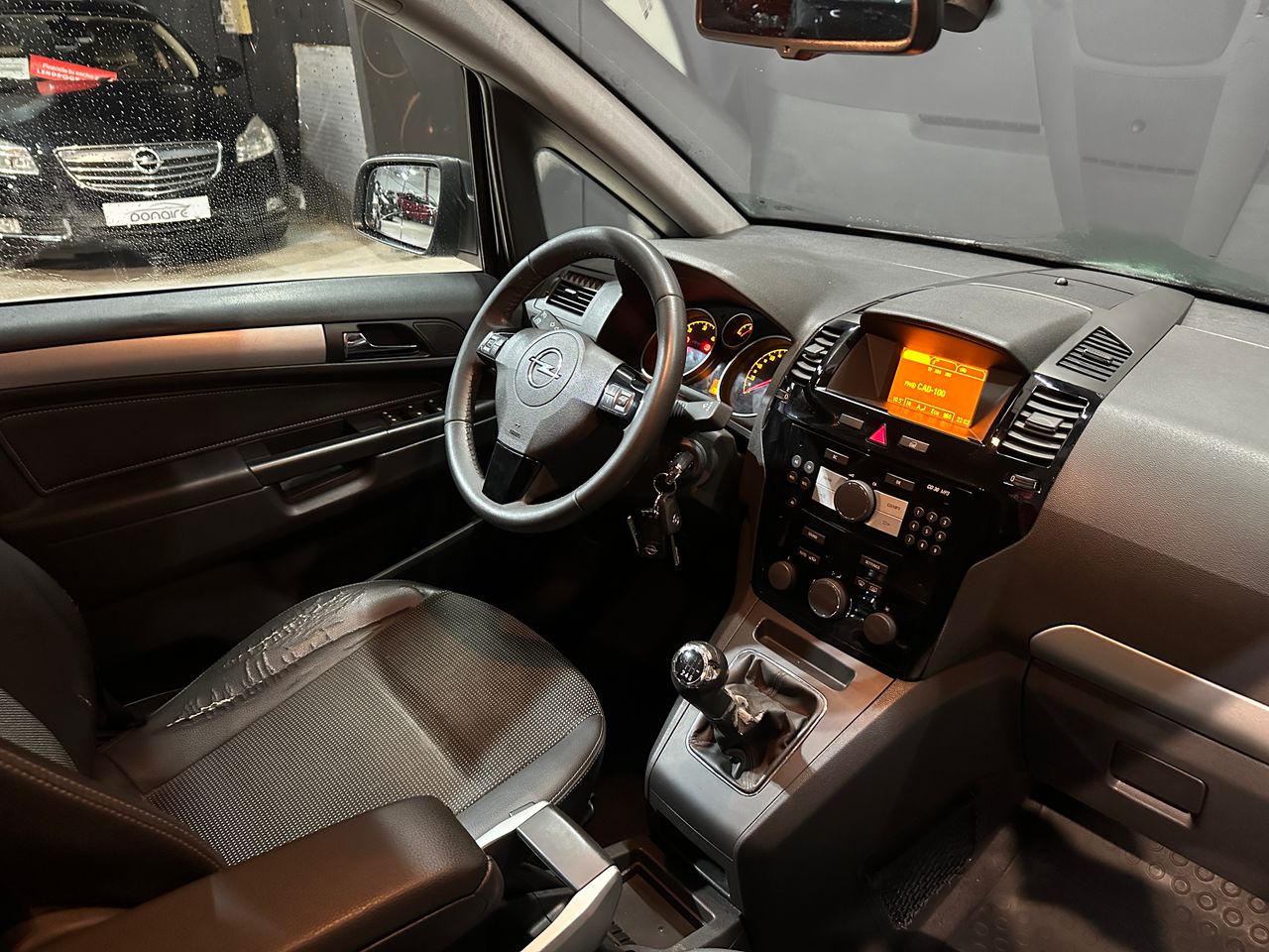 Foto Opel Zafira 4