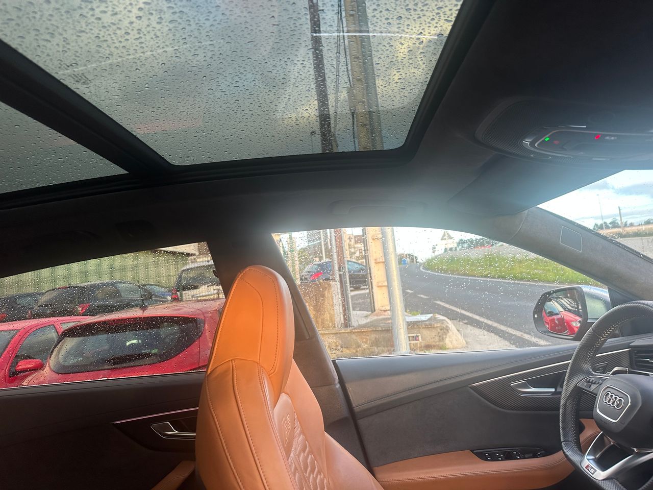 Foto Audi Q8 14