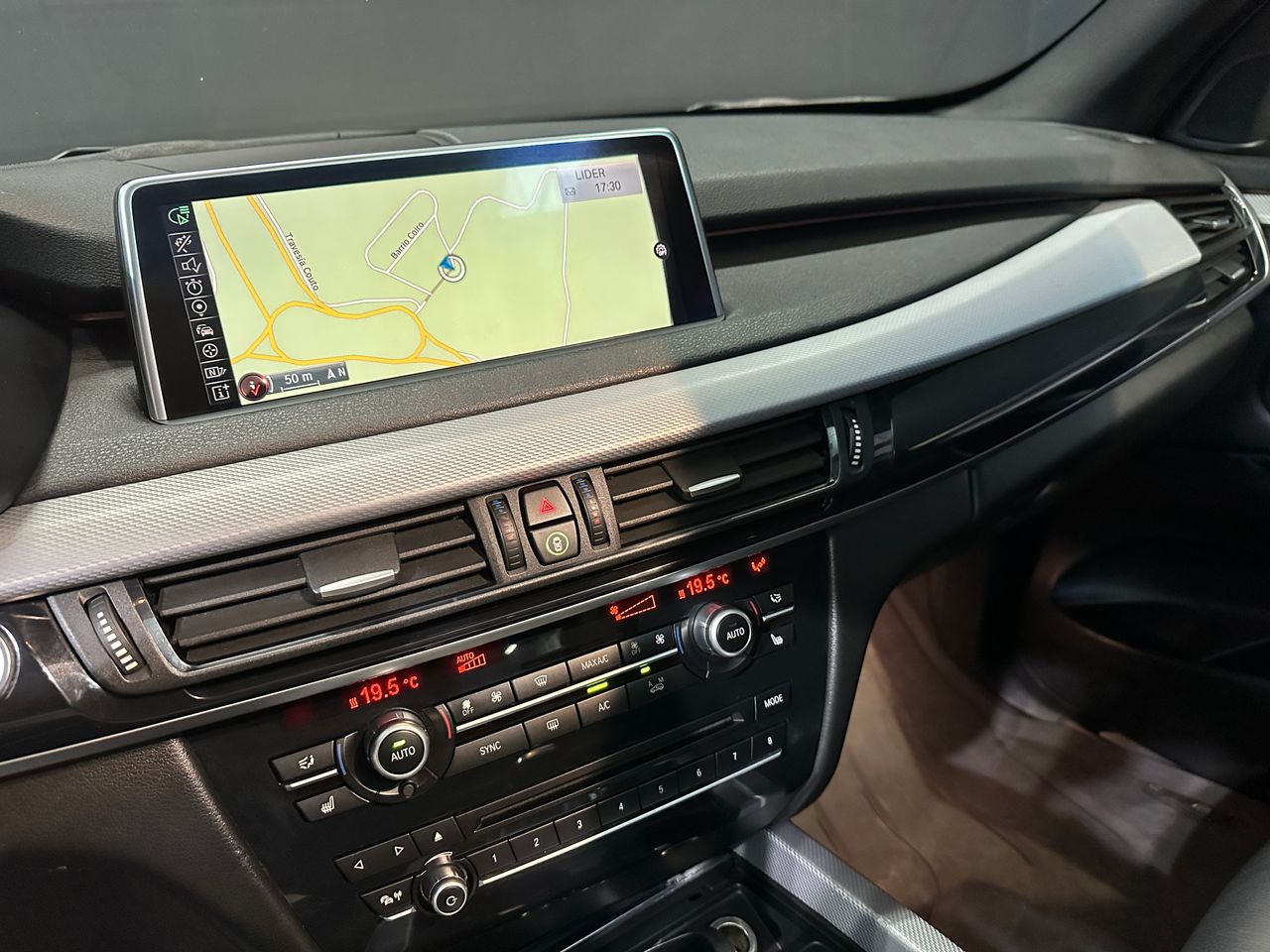 Foto BMW X5 11