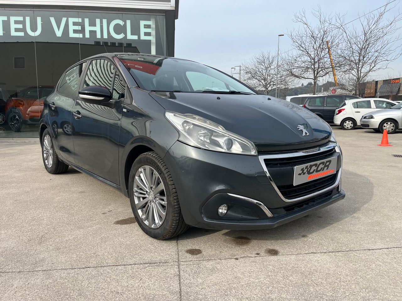 Foto Peugeot 208 1