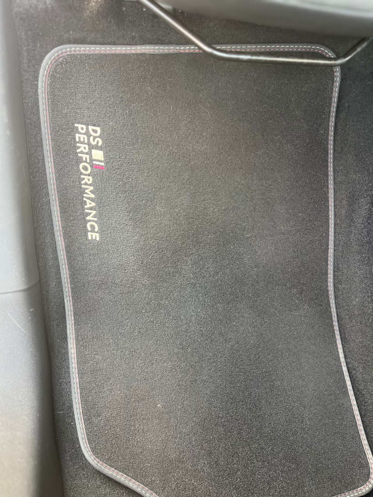 Foto DS Automobiles DS 3 23