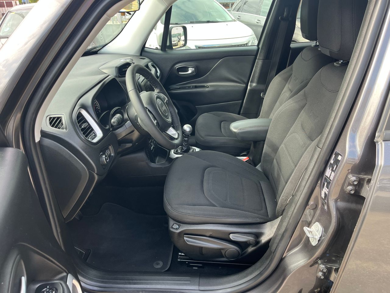 Foto Jeep Renegade 9