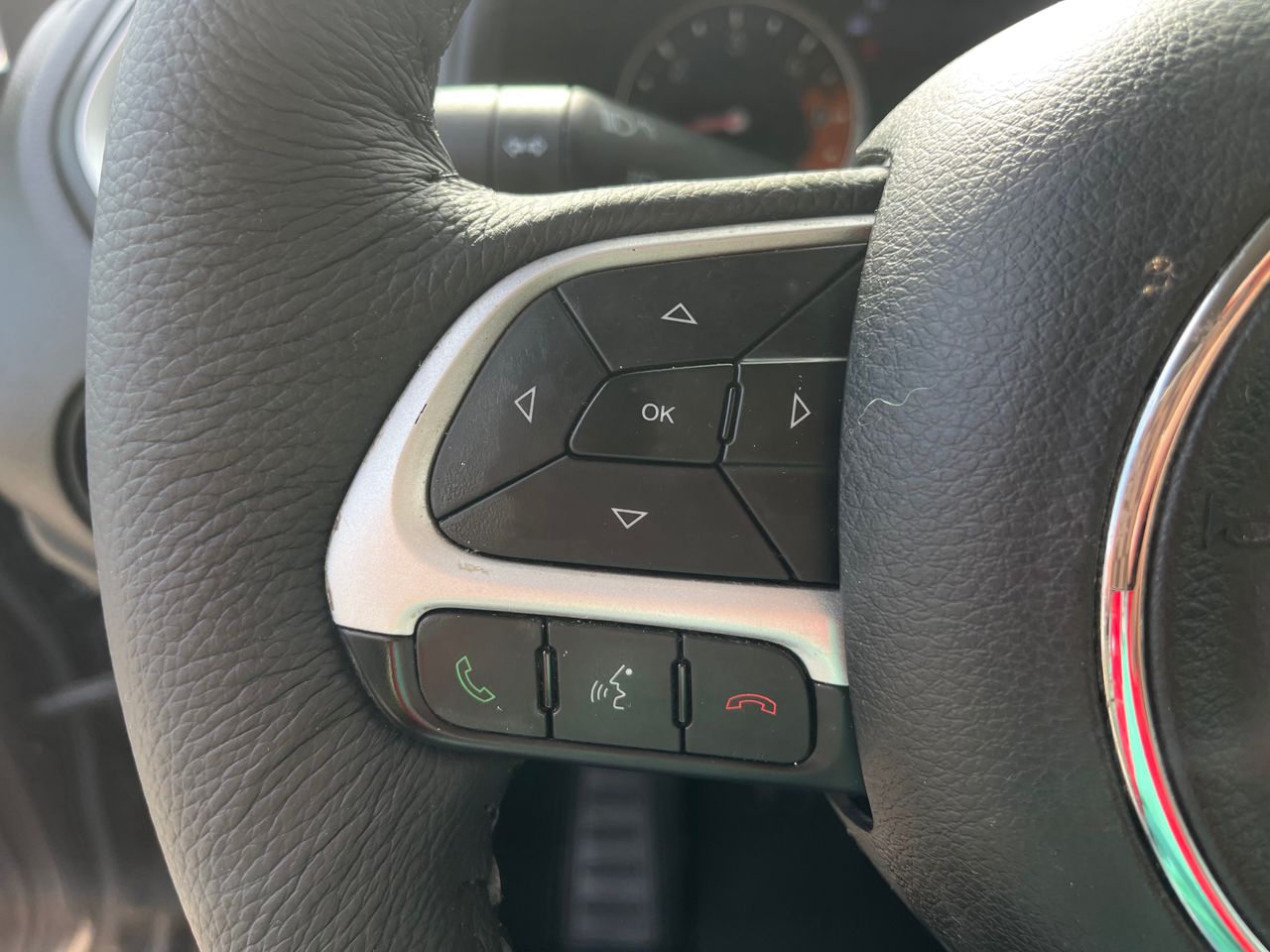 Foto Jeep Renegade 12