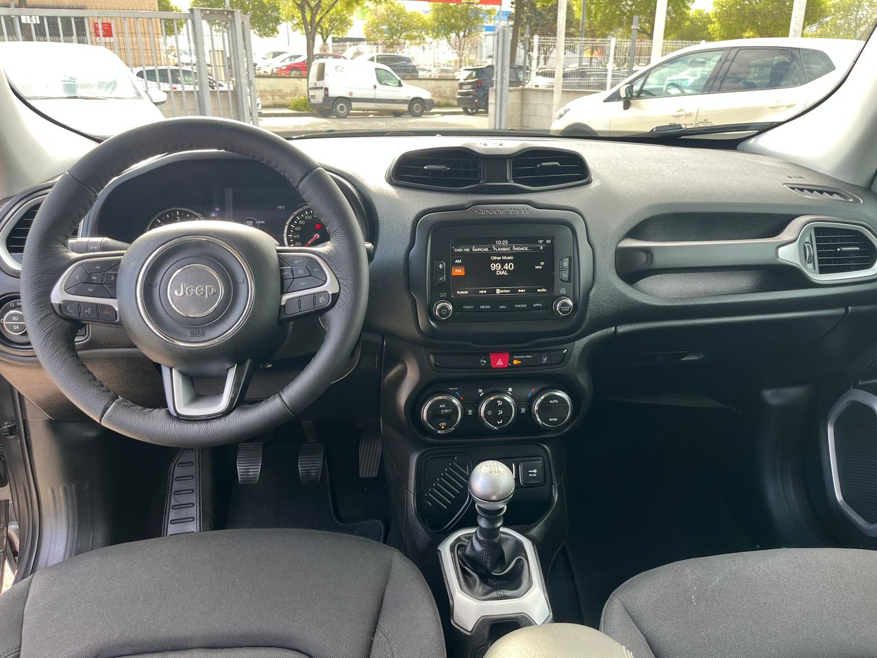 Foto Jeep Renegade 18