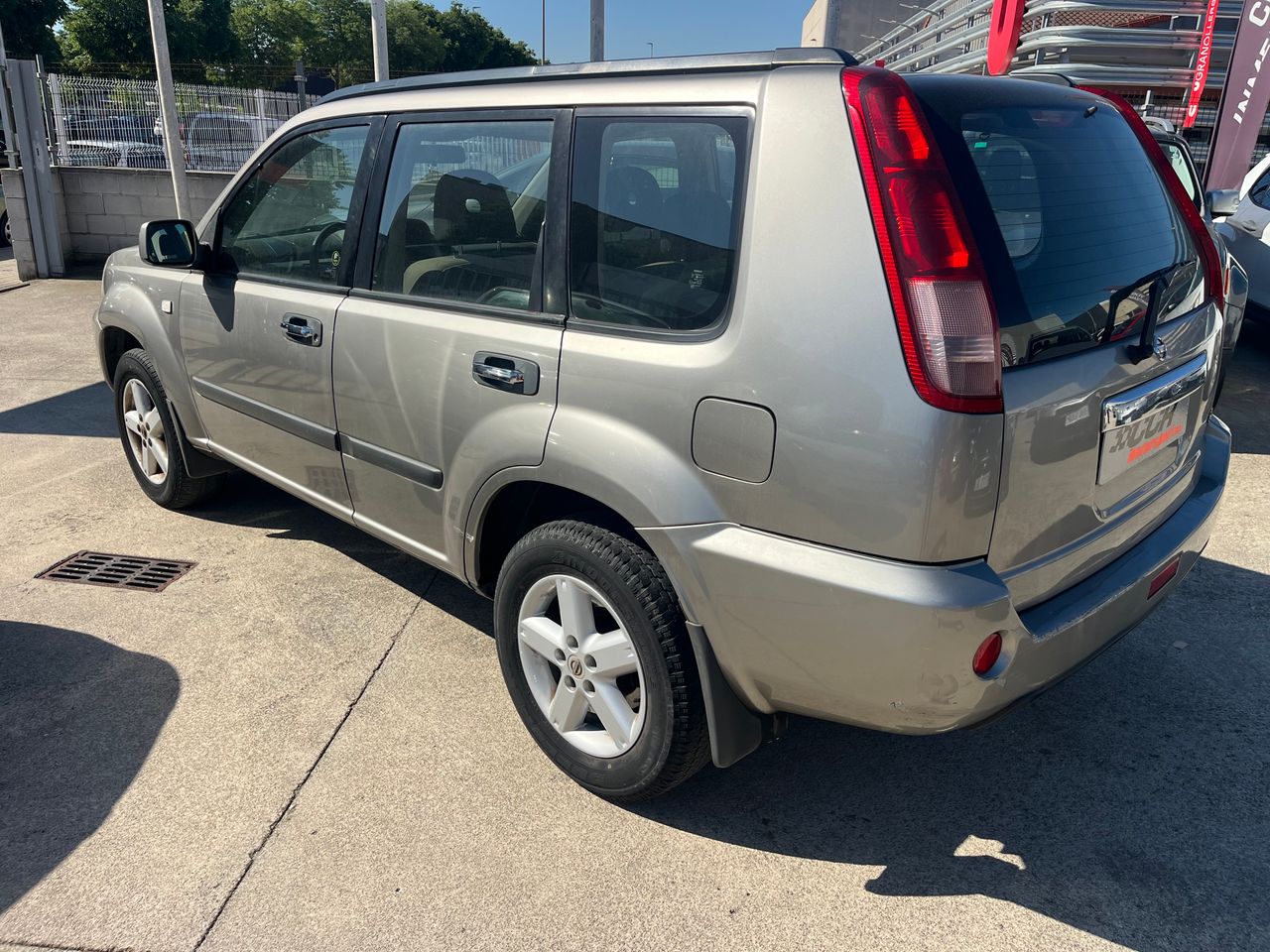 Foto Nissan X-Trail 6